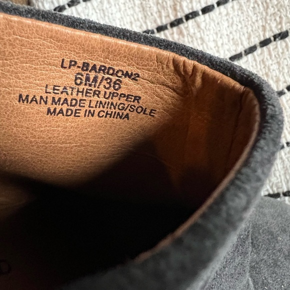 Lucky Brand leather zip up booties, navy blue - Picture 8 of 9